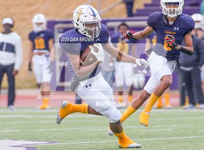 Thumbnail 1 in Nederland vs. Pine Tree (UIL 5A Division 2 Area Playoff) photogallery.
