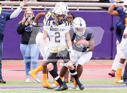 Thumbnail 3 in Nederland vs. Pine Tree (UIL 5A Division 2 Area Playoff) photogallery.