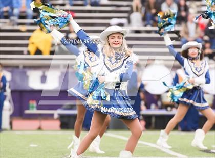 Thumbnail 2 in Nederland vs. Pine Tree (UIL 5A Division 2 Area Playoff) photogallery.