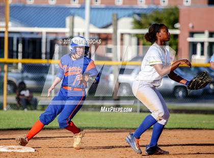 Thumbnail 2 in Randleman @ Richlands (NCHSAA 2A 1st Round Playoff) photogallery.