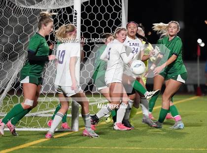 Thumbnail 1 in Woodinville vs Lake Stevens (WIAA 4A Final) photogallery.