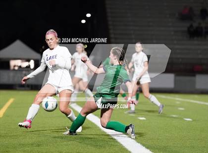 Thumbnail 2 in Woodinville vs Lake Stevens (WIAA 4A Final) photogallery.