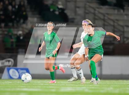 Thumbnail 1 in Woodinville vs Lake Stevens (WIAA 4A Final) photogallery.
