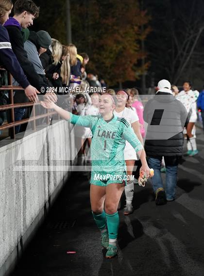Thumbnail 2 in Woodinville vs Lake Stevens (WIAA 4A Final) photogallery.