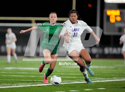 Thumbnail 1 in Woodinville vs Lake Stevens (WIAA 4A Final) photogallery.