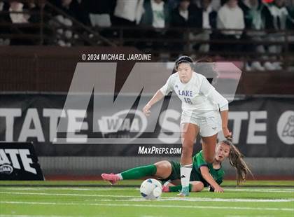 Thumbnail 3 in Woodinville vs Lake Stevens (WIAA 4A Final) photogallery.