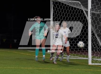 Thumbnail 1 in Woodinville vs Lake Stevens (WIAA 4A Final) photogallery.