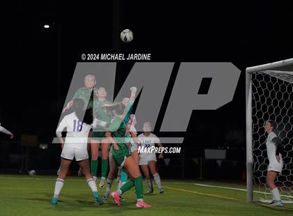 Thumbnail 2 in Woodinville vs Lake Stevens (WIAA 4A Final) photogallery.