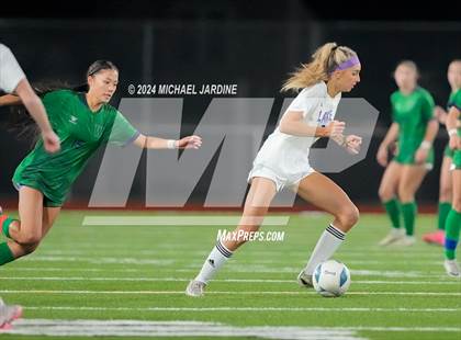 Thumbnail 3 in Woodinville vs Lake Stevens (WIAA 4A Final) photogallery.