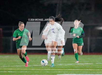 Thumbnail 3 in Woodinville vs Lake Stevens (WIAA 4A Final) photogallery.
