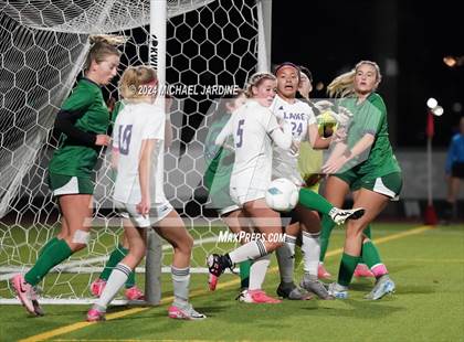 Thumbnail 3 in Woodinville vs Lake Stevens (WIAA 4A Final) photogallery.