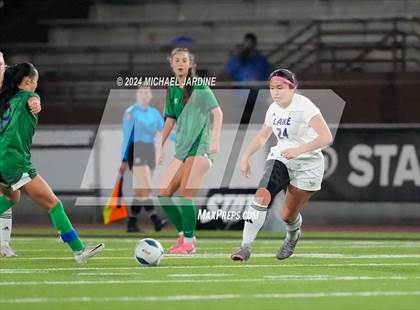 Thumbnail 2 in Woodinville vs Lake Stevens (WIAA 4A Final) photogallery.