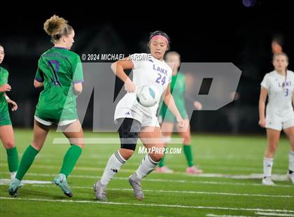 Thumbnail 2 in Woodinville vs Lake Stevens (WIAA 4A Final) photogallery.