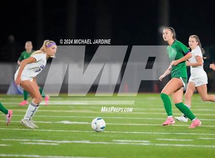 Thumbnail 3 in Woodinville vs Lake Stevens (WIAA 4A Final) photogallery.