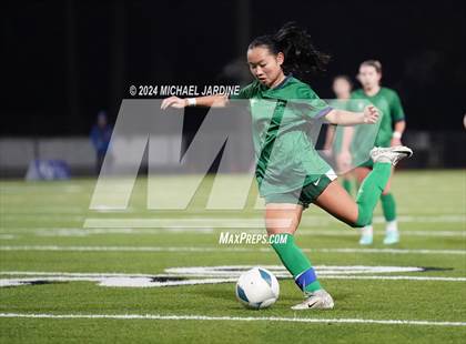 Thumbnail 3 in Woodinville vs Lake Stevens (WIAA 4A Final) photogallery.