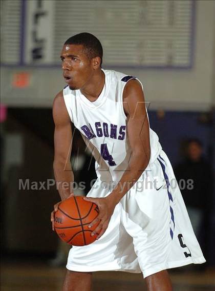 Thumbnail 2 in Galt vs. Sacramento (St. Hope Holiday Classic) photogallery.