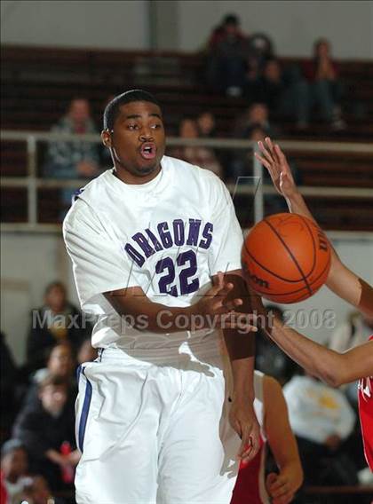 Thumbnail 3 in Galt vs. Sacramento (St. Hope Holiday Classic) photogallery.