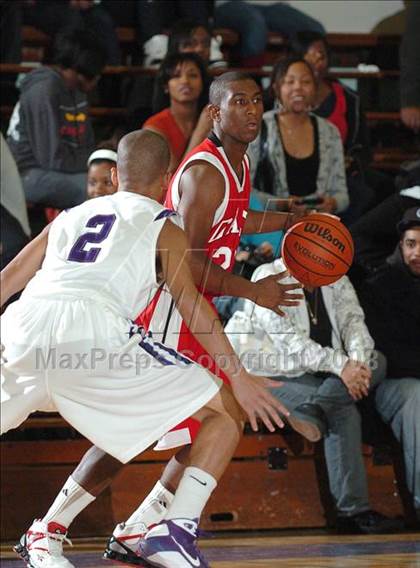 Thumbnail 1 in Galt vs. Sacramento (St. Hope Holiday Classic) photogallery.