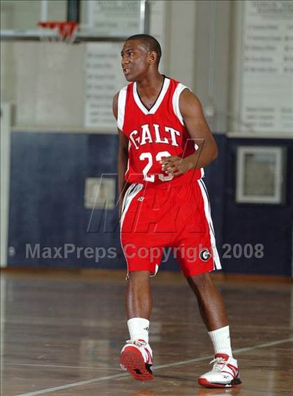 Thumbnail 1 in Galt vs. Sacramento (St. Hope Holiday Classic) photogallery.