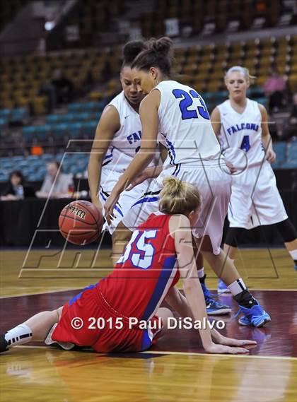 Thumbnail 3 in Highlands Ranch vs. Cherry Creek (CHSAA 5A Great 8) photogallery.