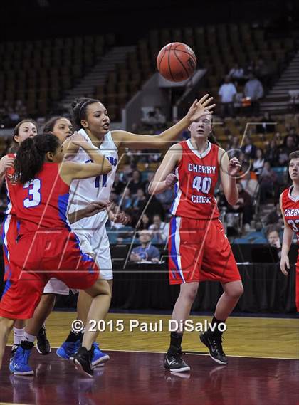 Thumbnail 3 in Highlands Ranch vs. Cherry Creek (CHSAA 5A Great 8) photogallery.