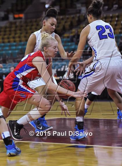 Thumbnail 1 in Highlands Ranch vs. Cherry Creek (CHSAA 5A Great 8) photogallery.