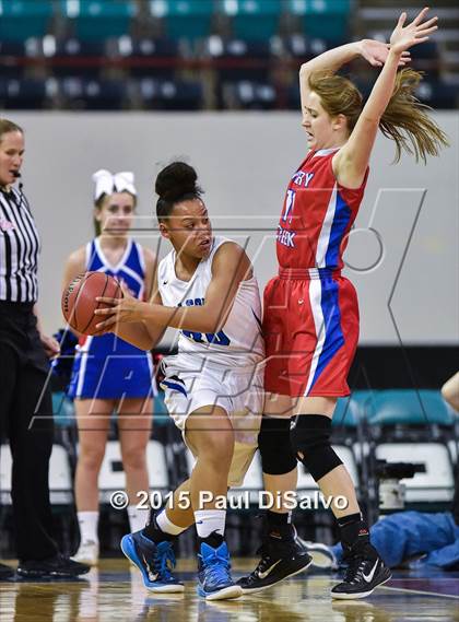Thumbnail 1 in Highlands Ranch vs. Cherry Creek (CHSAA 5A Great 8) photogallery.