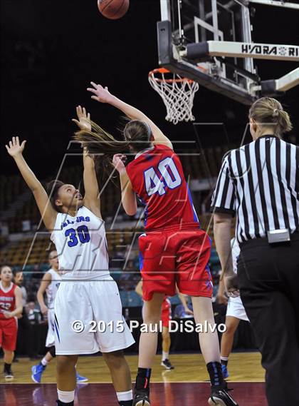 Thumbnail 1 in Highlands Ranch vs. Cherry Creek (CHSAA 5A Great 8) photogallery.
