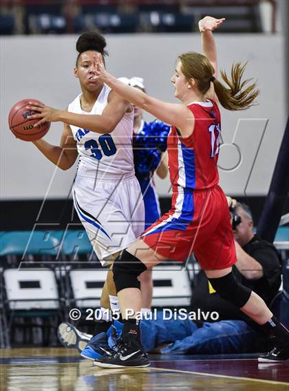 Thumbnail 1 in Highlands Ranch vs. Cherry Creek (CHSAA 5A Great 8) photogallery.