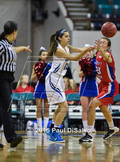 Thumbnail 3 in Highlands Ranch vs. Cherry Creek (CHSAA 5A Great 8) photogallery.
