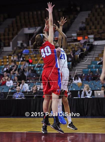 Thumbnail 1 in Highlands Ranch vs. Cherry Creek (CHSAA 5A Great 8) photogallery.