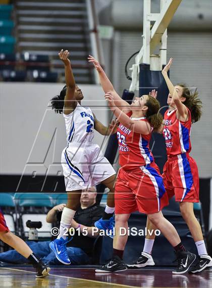 Thumbnail 3 in Highlands Ranch vs. Cherry Creek (CHSAA 5A Great 8) photogallery.
