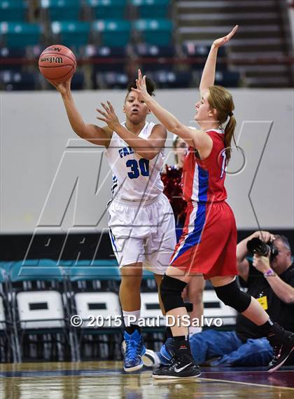 Thumbnail 2 in Highlands Ranch vs. Cherry Creek (CHSAA 5A Great 8) photogallery.