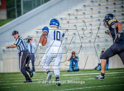 Thumbnail 2 in Omaha North @ Lincoln Southeast photogallery.