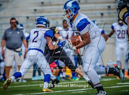 Thumbnail 2 in Omaha North @ Lincoln Southeast photogallery.