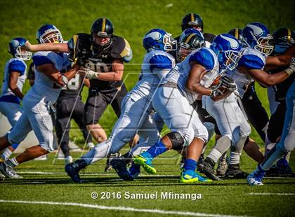 Thumbnail 3 in Omaha North @ Lincoln Southeast photogallery.