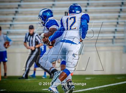 Thumbnail 2 in Omaha North @ Lincoln Southeast photogallery.
