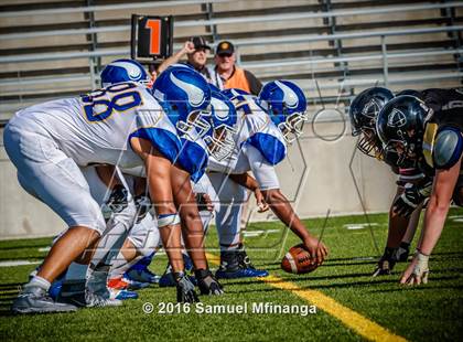 Thumbnail 2 in Omaha North @ Lincoln Southeast photogallery.