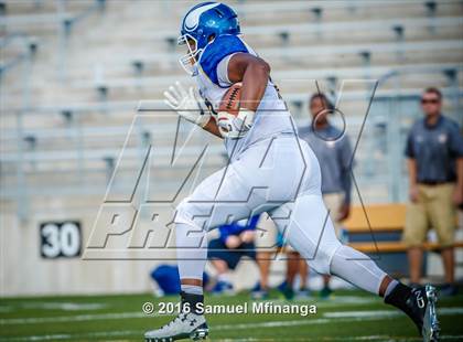 Thumbnail 2 in Omaha North @ Lincoln Southeast photogallery.
