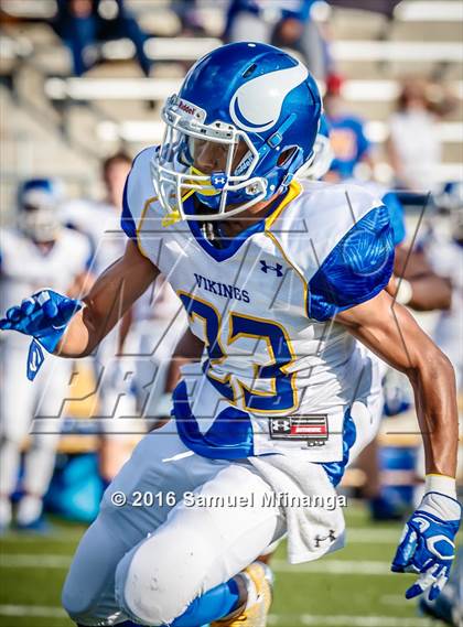 Thumbnail 1 in Omaha North @ Lincoln Southeast photogallery.