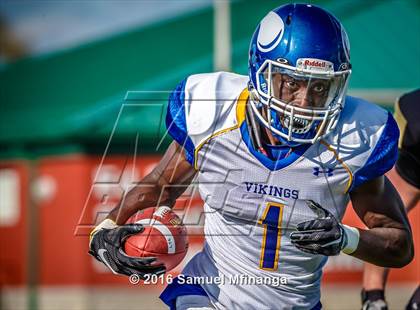 Thumbnail 3 in Omaha North @ Lincoln Southeast photogallery.