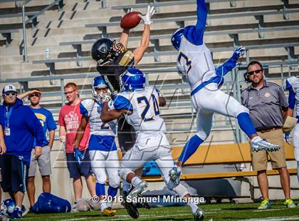 Thumbnail 2 in Omaha North @ Lincoln Southeast photogallery.