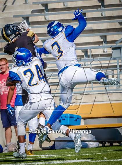 Thumbnail 3 in Omaha North @ Lincoln Southeast photogallery.