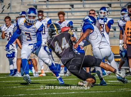 Thumbnail 1 in Omaha North @ Lincoln Southeast photogallery.