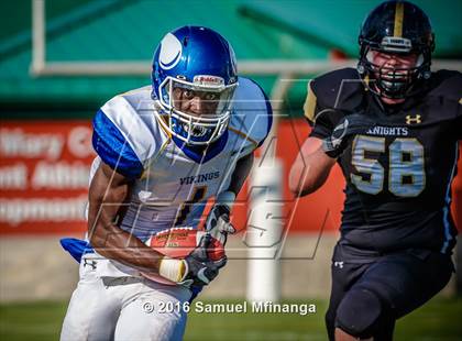 Thumbnail 2 in Omaha North @ Lincoln Southeast photogallery.