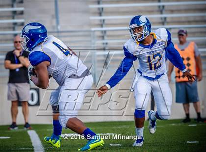 Thumbnail 2 in Omaha North @ Lincoln Southeast photogallery.