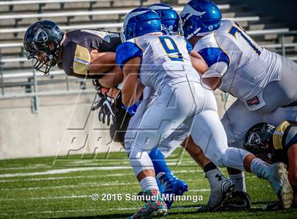 Thumbnail 2 in Omaha North @ Lincoln Southeast photogallery.