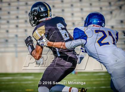 Thumbnail 3 in Omaha North @ Lincoln Southeast photogallery.