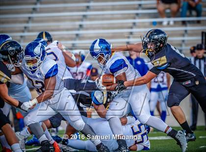 Thumbnail 2 in Omaha North @ Lincoln Southeast photogallery.