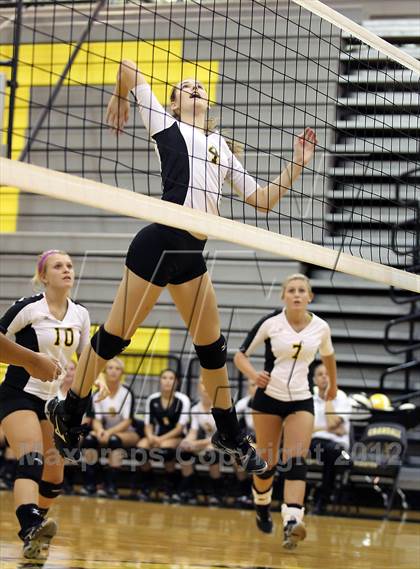 Thumbnail 2 in Ennis @ Crandall photogallery.